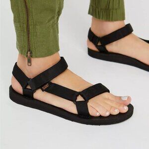 TEVA Black Strappy Sandals 9